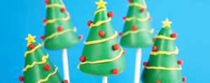 Kuchen am Stiel - Weihnachtliche Cake Pops